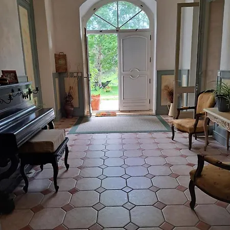 בית נופש Chateau De La Comtesse Saint-Martin-Petit