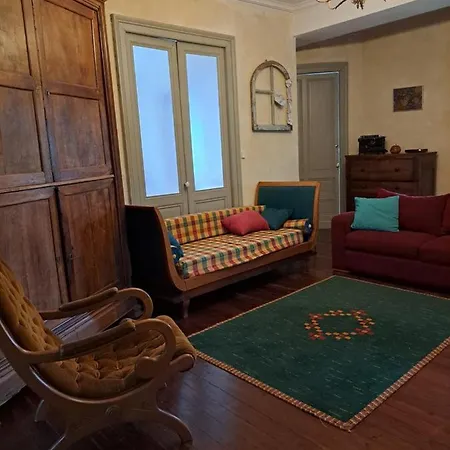 Chateau De La Comtesse * Saint-Martin-Petit