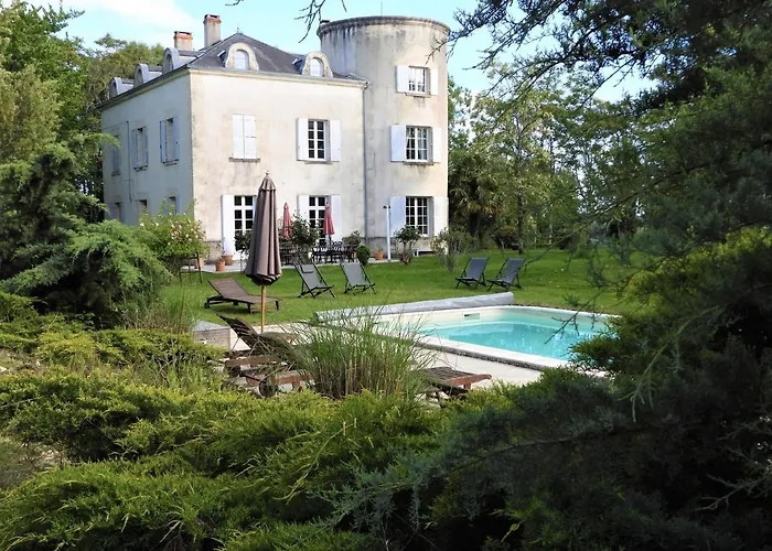 Chateau De La Comtesse