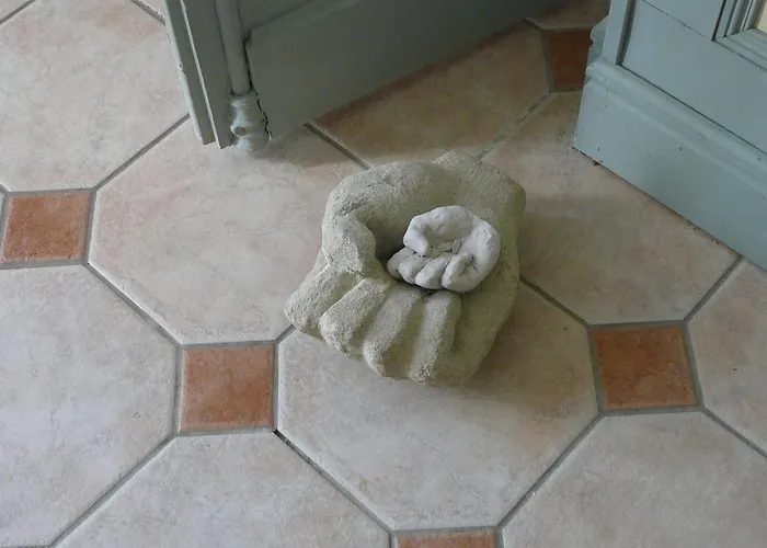 Chateau De La Comtesse